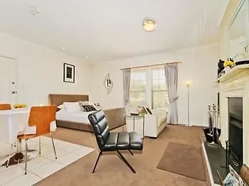 Wine And Roses Bed And Breakfast Mclaren Vale Australia