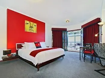 Wine And Roses Bed And Breakfast Adelaide