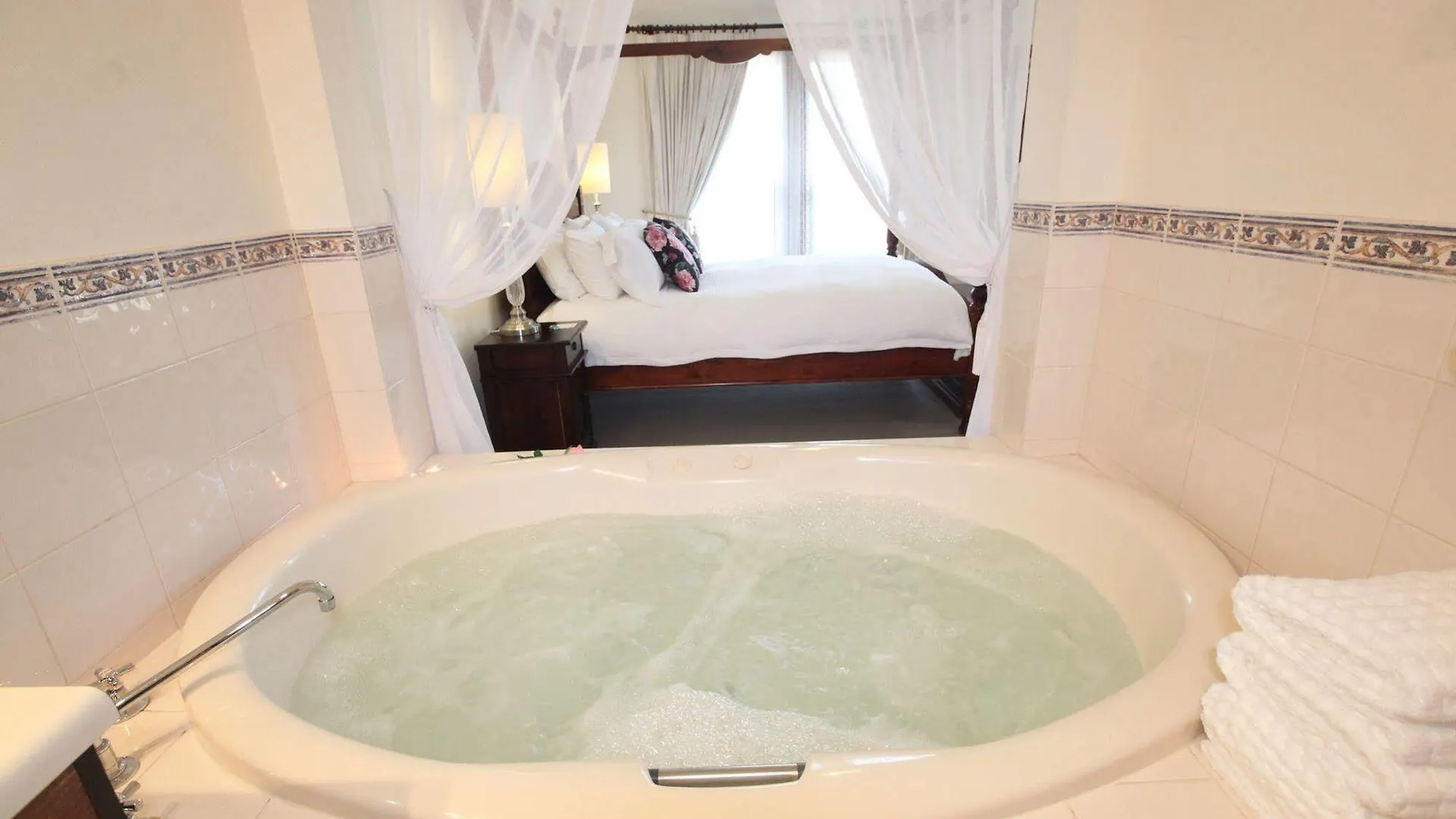 Wine And Roses Bed And Breakfast Adelaide Austrálie